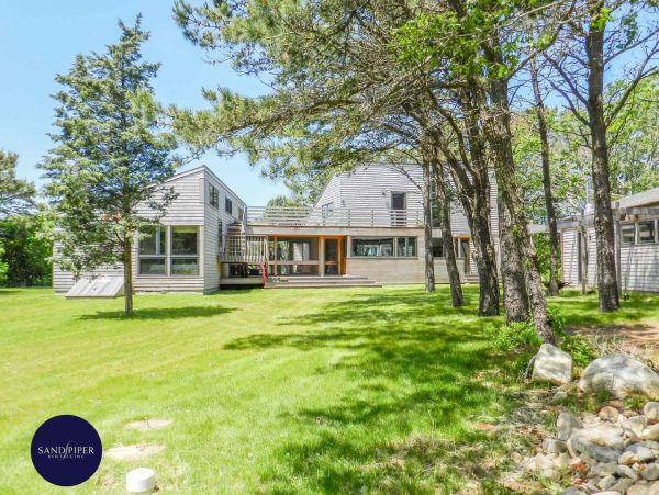 Cape Cod Home 995259