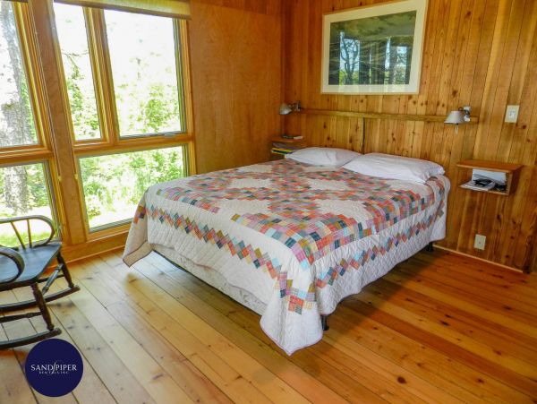 Cape Cod Home 995259