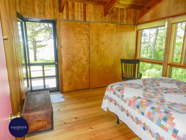 Cape Cod Home 995259