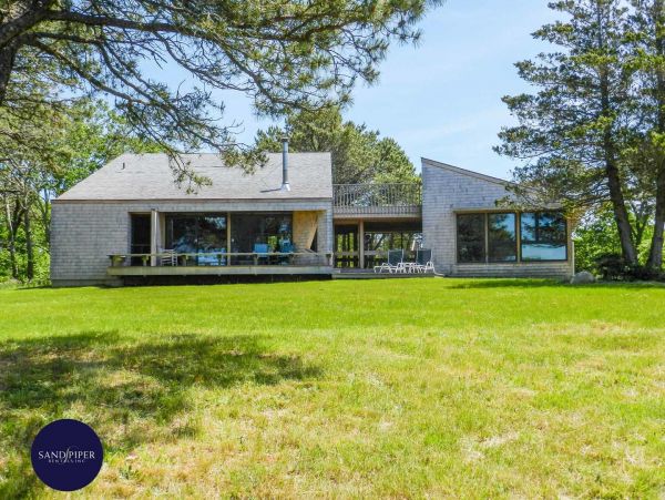 Cape Cod Home 995259
