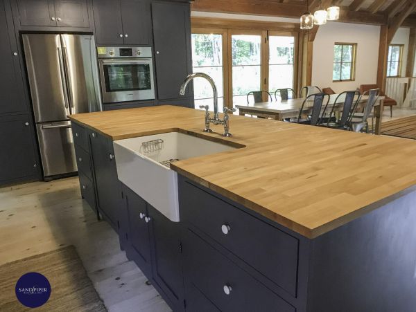 Cape Cod Home 995260