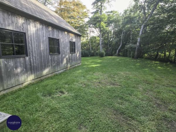 Cape Cod Home 995260