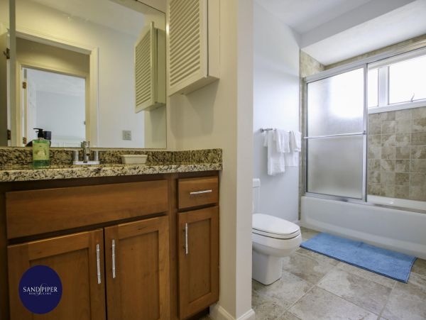 Cape Cod Condo 995262