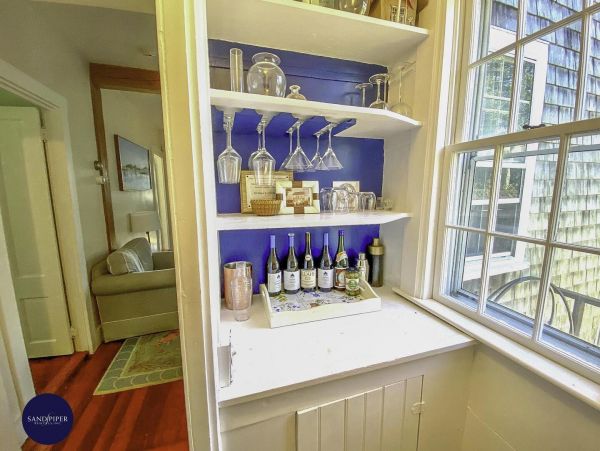 Cape Cod Home 995263