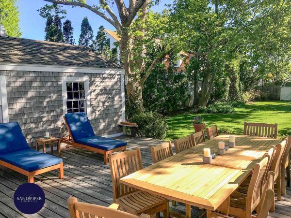 Cape Cod Home 995263