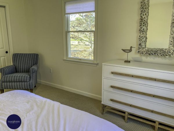 Cape Cod Home 995266