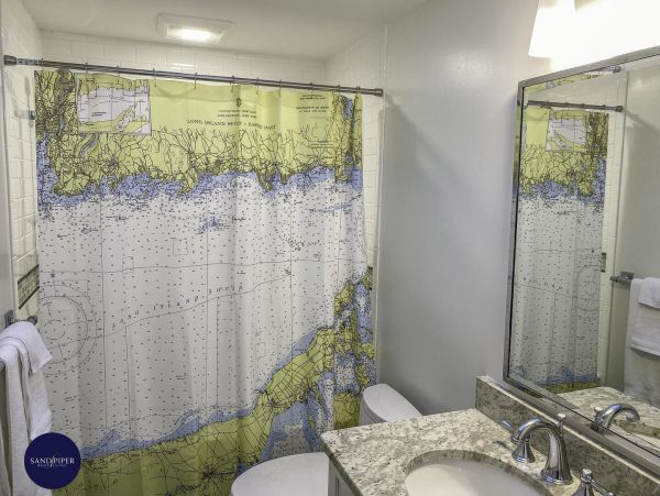 Cape Cod Home 995266