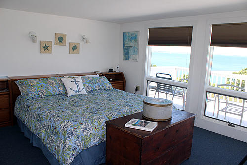Cape Cod Home 995268