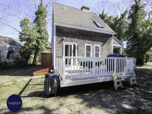 Cape Cod Home 995269