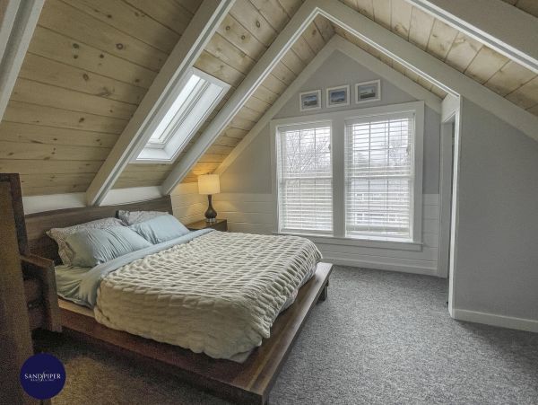 Cape Cod Home 995274