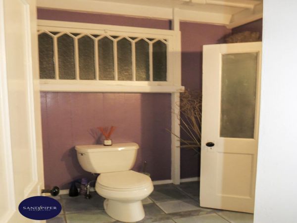 Cape Cod Home 995279