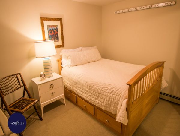 Cape Cod Home 995285