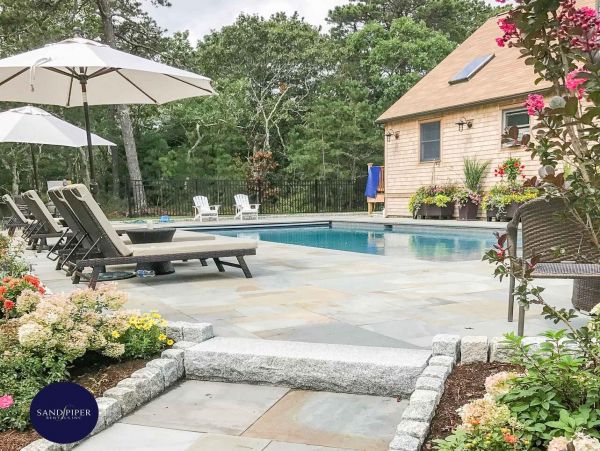Cape Cod Home 995285
