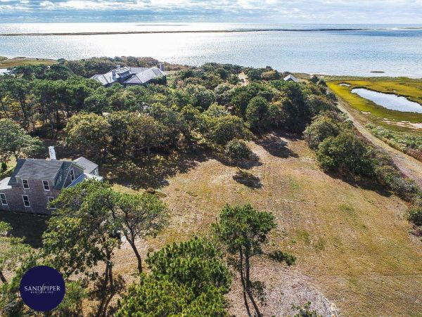 Cape Cod Home 995286