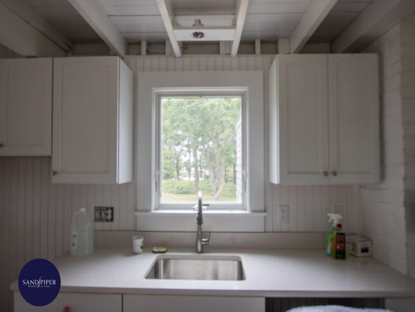 Cape Cod Home 995286