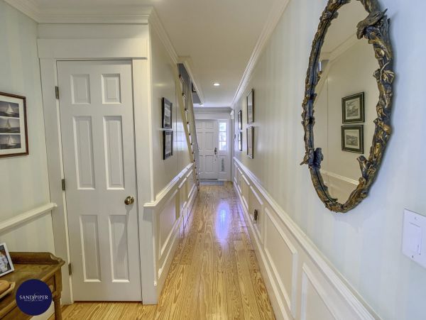 Cape Cod Home 995287