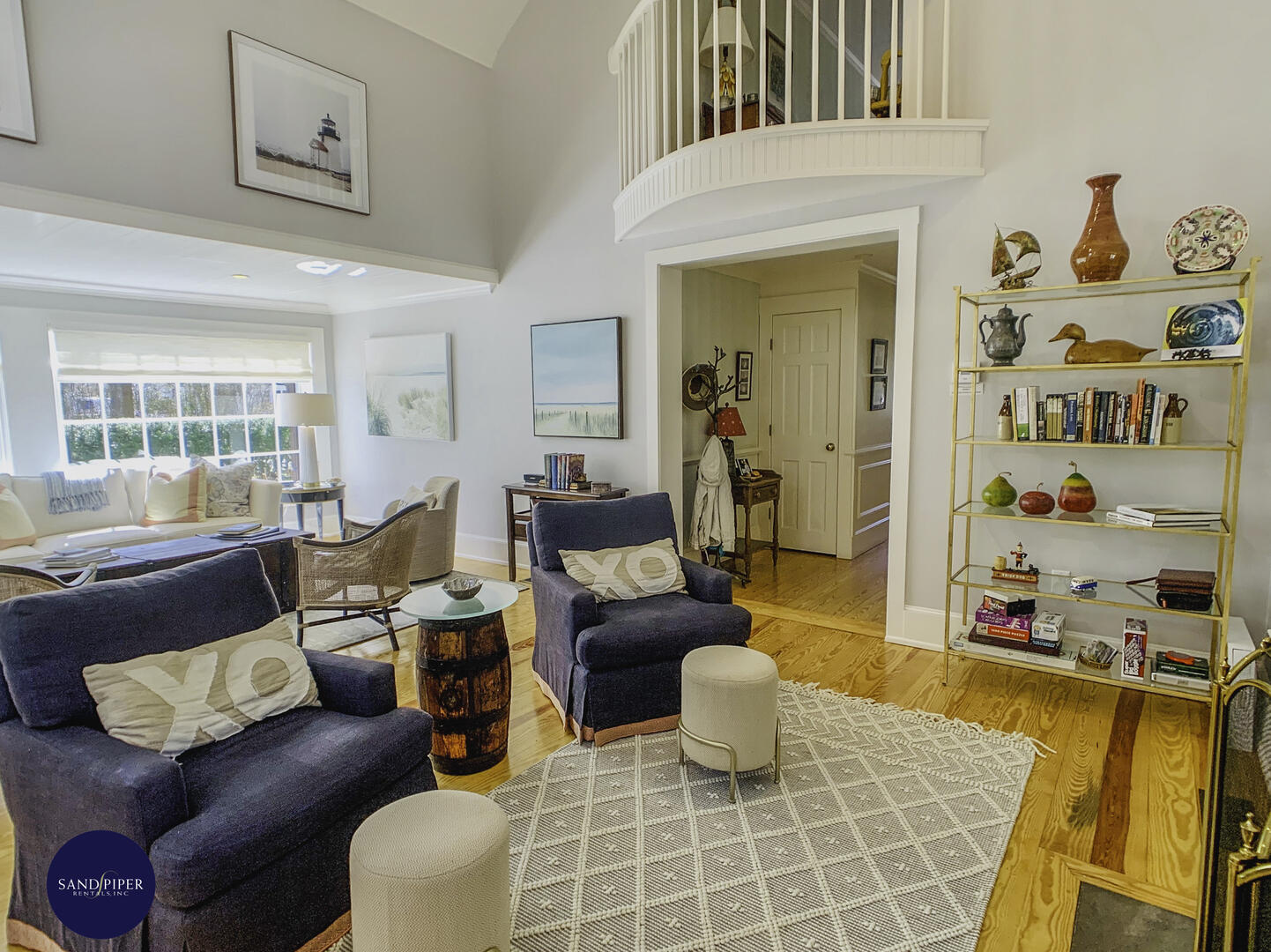 Cape Cod Home 995287