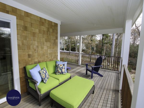 Cape Cod Home 995291