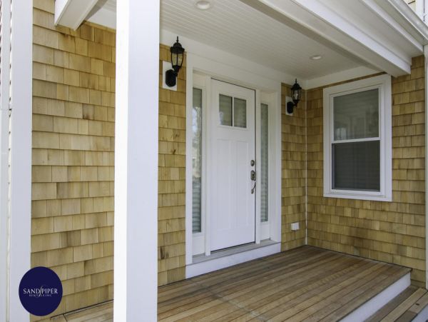 Cape Cod Home 995291