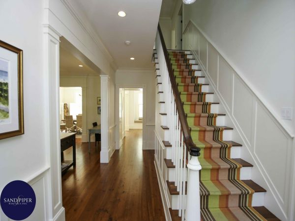 Cape Cod Home 995292