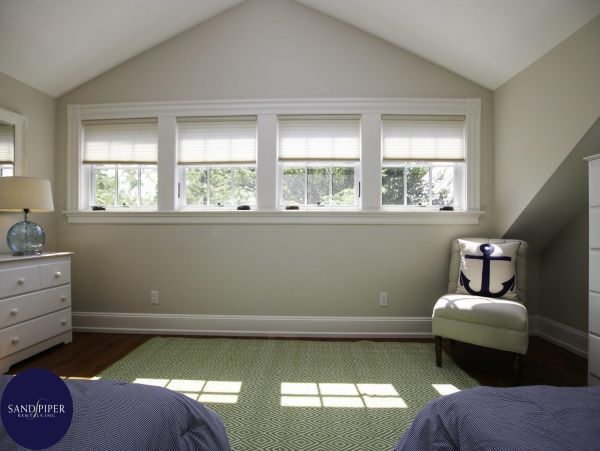 Cape Cod Home 995292