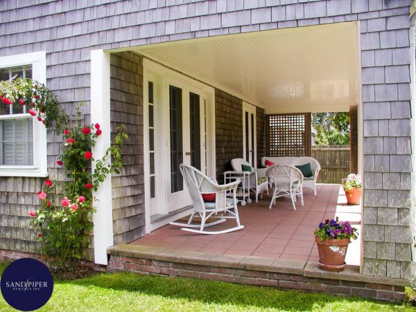 Cape Cod Home 995293