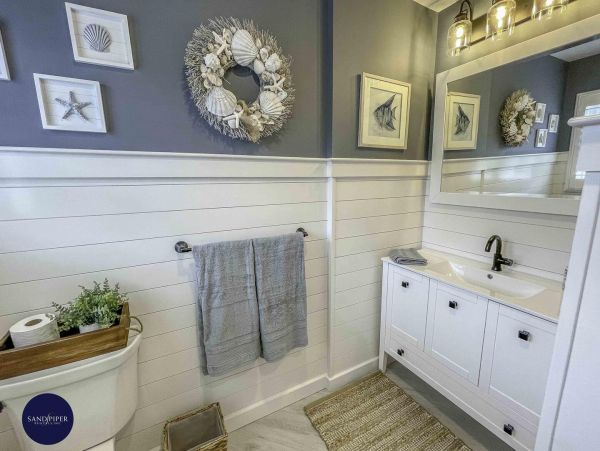 Cape Cod Home 995294