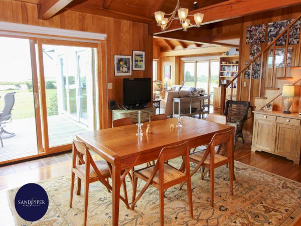 Cape Cod Home 995295