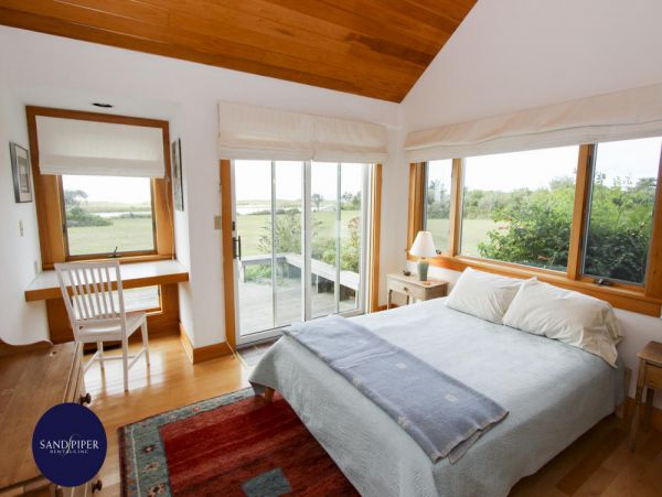 Cape Cod Home 995295
