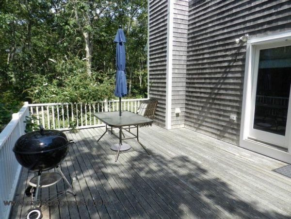 Cape Cod Home 995298