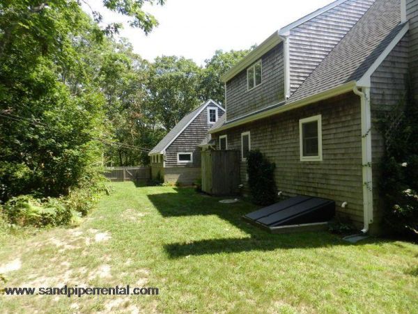 Cape Cod Home 995298