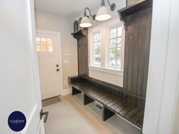 Cape Cod Home 995304