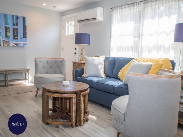 Cape Cod Home 995305
