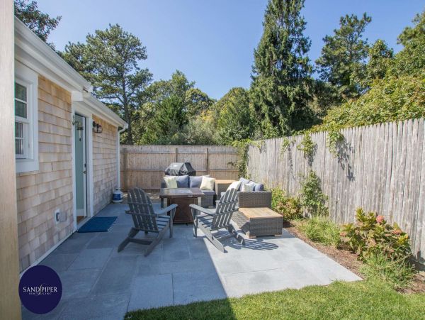 Cape Cod Home 995305
