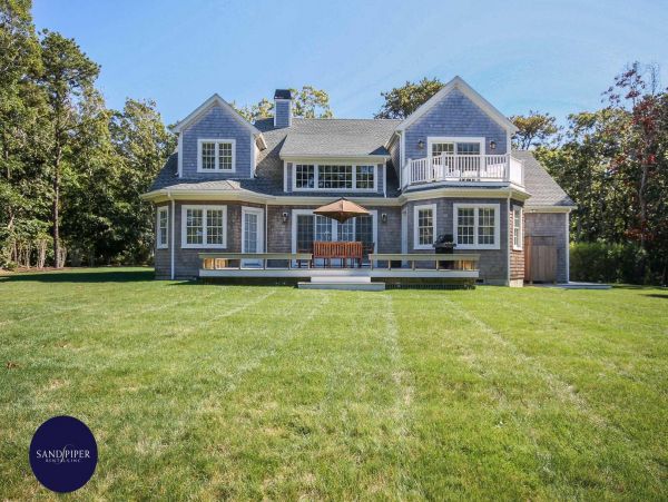 Cape Cod Home 995307