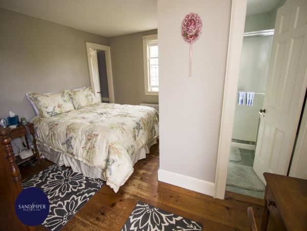 Cape Cod Home 995308