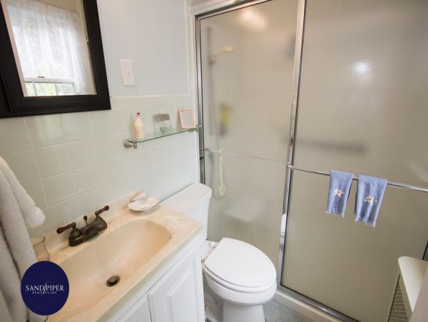 Cape Cod Home 995308