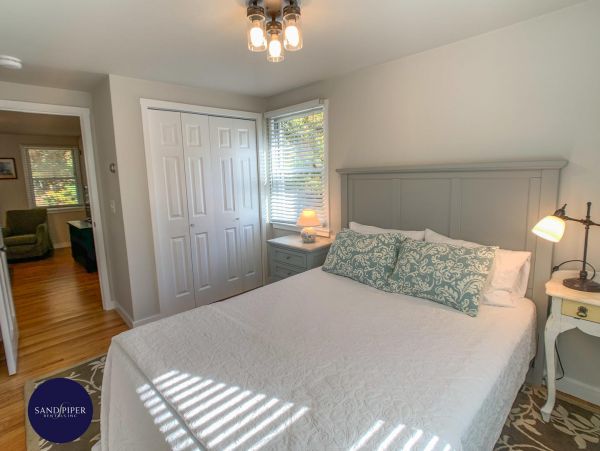 Cape Cod Home 995309