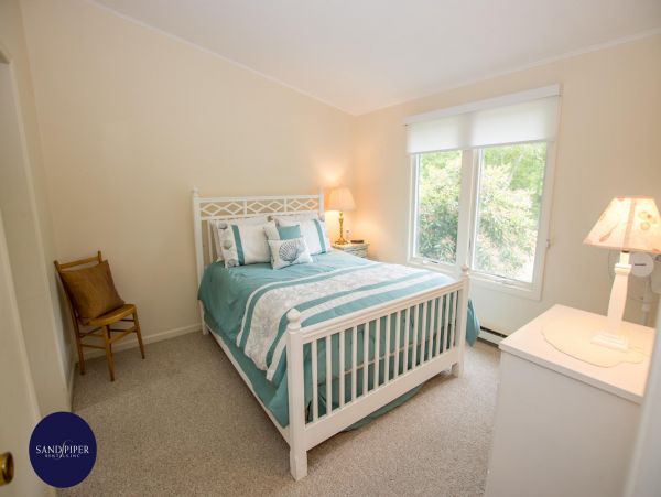 Cape Cod Home 995310