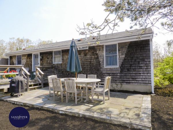 Cape Cod Home 995310