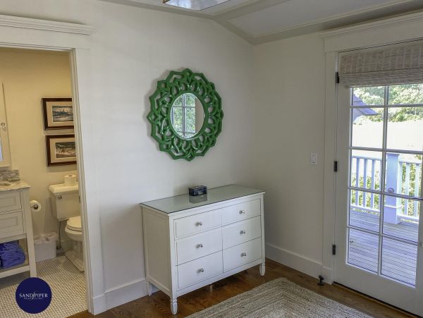 Cape Cod Home 995312