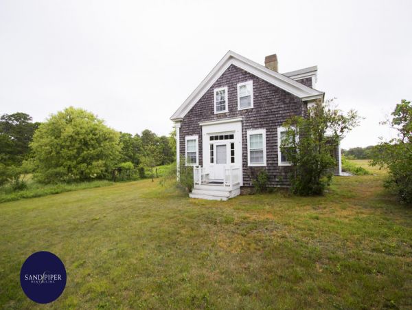 Cape Cod Home 995317
