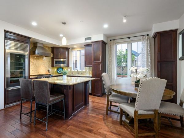 Luxury Vacation Condo On The Heartbeat of Santa Barbara