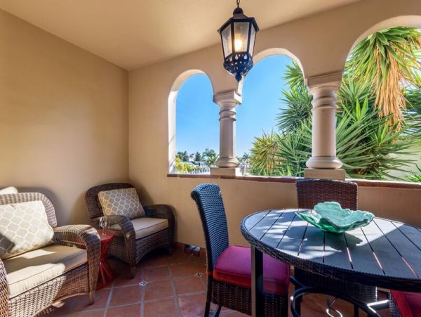 Luxury Vacation Condo On The Heartbeat of Santa Barbara