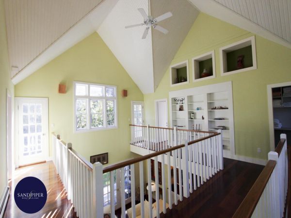 Cape Cod Home 995319