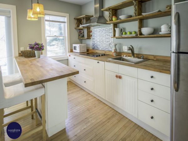 Cape Cod Home 995319