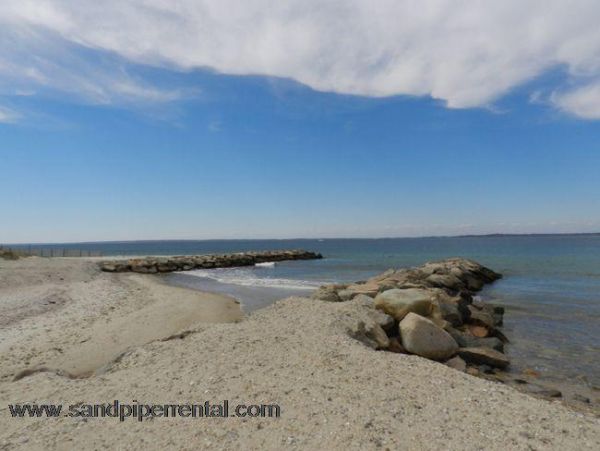 Cape Cod Home 995320
