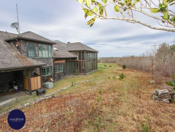 Cape Cod Home 995323