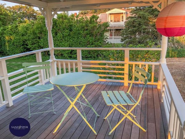 Cape Cod Home 995325