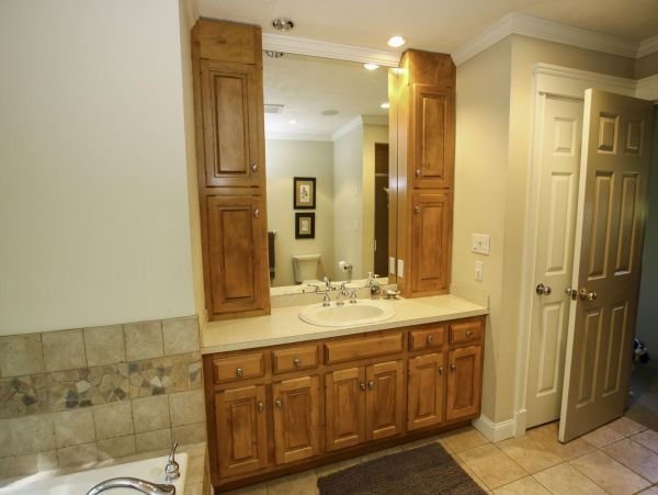 Cape Cod Home 995326
